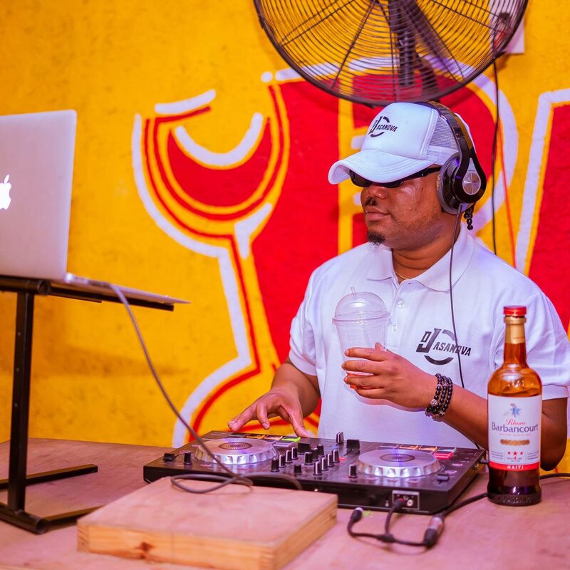 DJ Casanova live